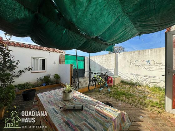 Foto 1 de Casa en venda a calle Acebuche de 3 habitacions amb terrassa i jardí
