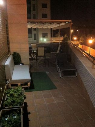 Foto 2 de Piso en venta en Campo Grande - Arco Ladrillo de 2 habitaciones con terraza y piscina