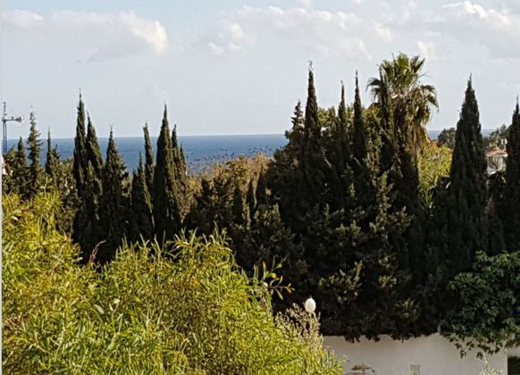 Foto 1 de Venta de terreno en Lomas de Marbella Club - Puente Romano de 1426 m²