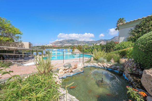 Foto 1 de Venta de chalet en Torrequebrada de 5 habitaciones con terraza y piscina