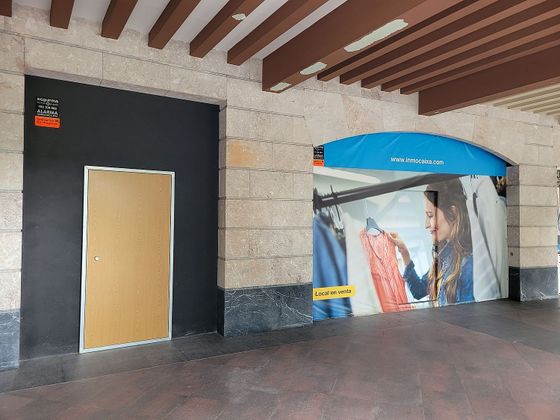 Foto 2 de Alquiler de local en plaza De Euskadi de 440 m²