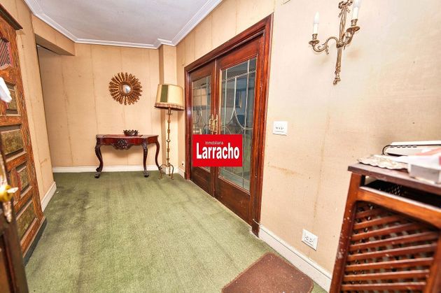 Foto 2 de Piso en venta en Bergara de 4 habitaciones con terraza
