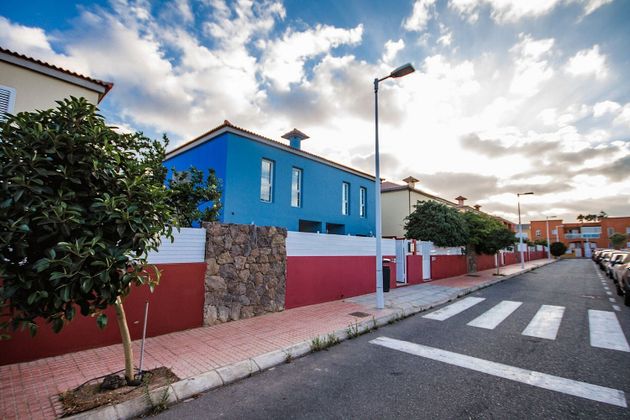 Foto 2 de Casa en venda a Playa del Hombre - Taliarte - Salinetas de 4 habitacions amb terrassa i jardí