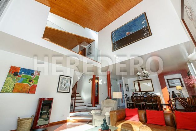 Foto 1 de Chalet en venta en Baiona de 5 habitaciones con terraza y piscina