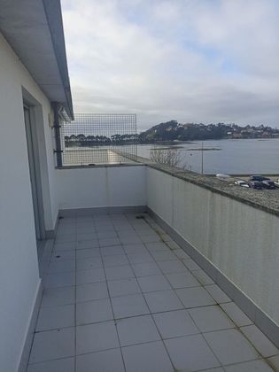 Foto 2 de Ático en alquiler en Baiona de 2 habitaciones con terraza y garaje