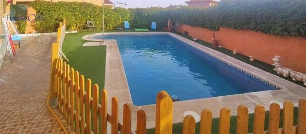 Foto 2 de Xalet en venda a calle Ribera de 5 habitacions amb terrassa i piscina