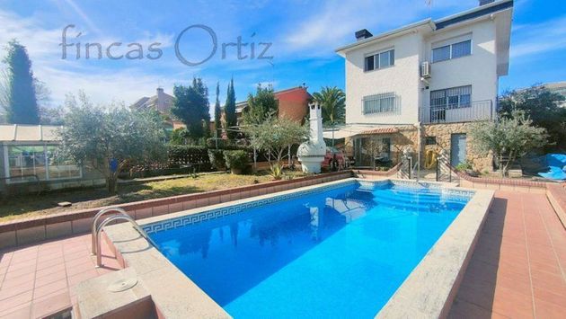 Foto 1 de Xalet en venda a Calypo Fado de 4 habitacions amb terrassa i piscina