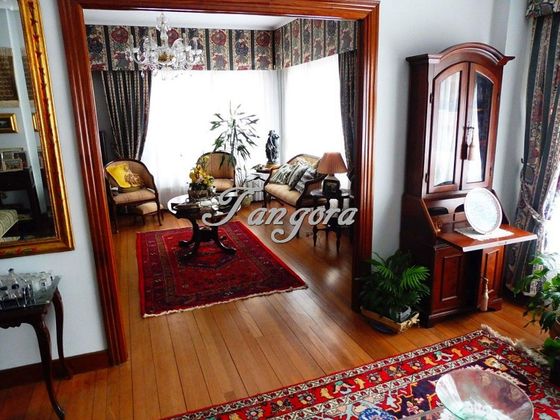 Foto 1 de Piso en venta en Neguri de 5 habitaciones con garaje y calefacción