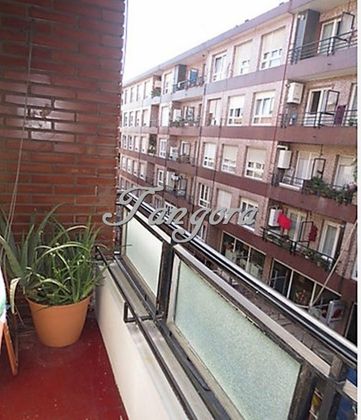 Foto 2 de Pis en venda a Portugalete de 3 habitacions amb garatge i balcó
