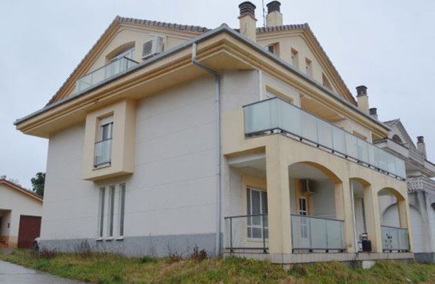Foto 2 de Casa en venda a calle Santa Maria de 3 habitacions amb terrassa i garatge