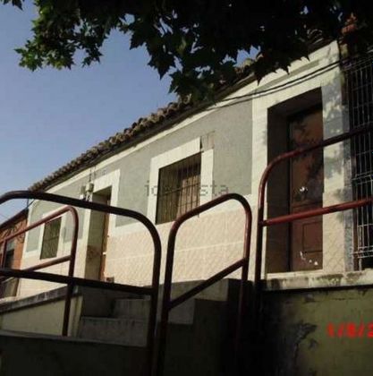 Foto 1 de Casa en venda a calle Flor de 3 habitacions i 97 m²