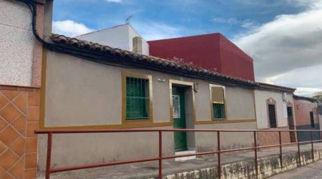 Foto 1 de Casa en venda a calle Castelar de 2 habitacions amb terrassa