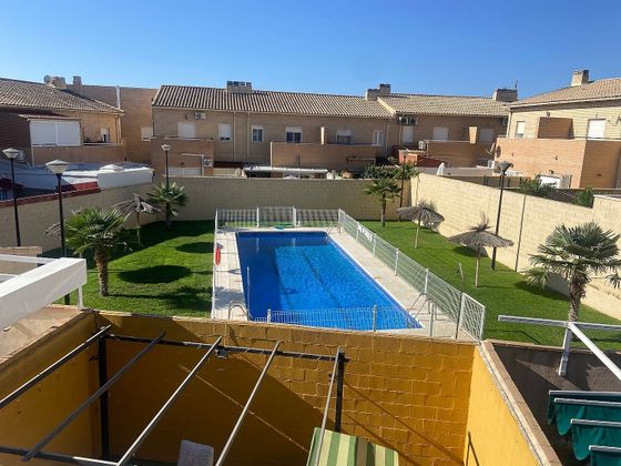 Foto 1 de Casa en venda a travesía Lacy Villarrubia de 3 habitacions amb terrassa i piscina