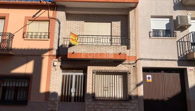 Foto 1 de Casa en venta en calle Cardenal Monescillo de 3 habitaciones con terraza y calefacción