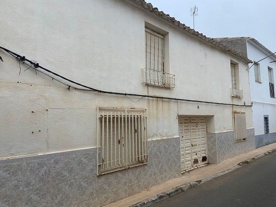 Foto 2 de Casa en venda a calle Cruz Verde de 5 habitacions amb jardí i balcó