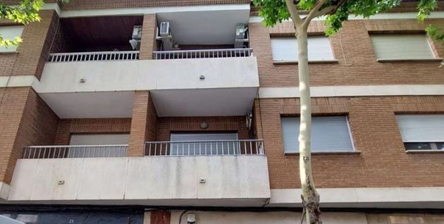 Foto 2 de Venta de piso en calle De Almagro de 4 habitaciones con terraza y aire acondicionado