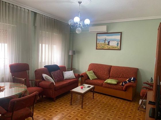 Foto 1 de Venta de piso en calle De Pedrera Baja de 2 habitaciones con aire acondicionado y calefacción