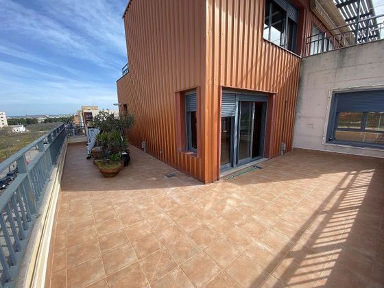Foto 1 de Àtic en venda a calle Santa Cruz de Mudela de 2 habitacions amb terrassa i piscina