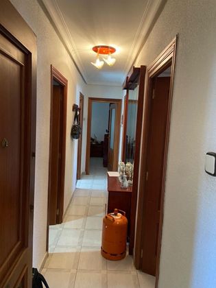 Foto 2 de Piso en venta en calle Hernando de Llanos de 3 habitaciones con aire acondicionado y calefacción