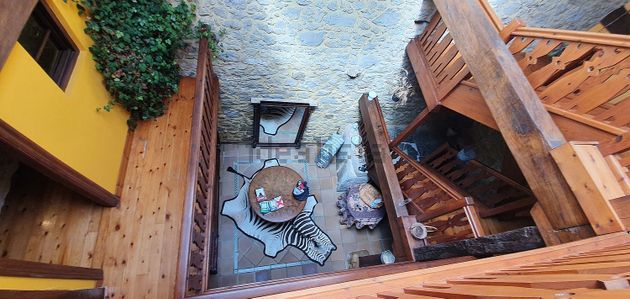 Foto 2 de Venta de casa en Riotuerto de 7 habitaciones con jardín y balcón