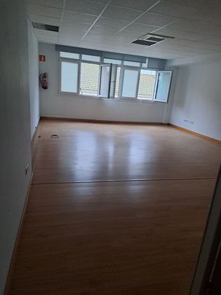 Foto 1 de Oficina en alquiler en San Pedro de Deusto-La Ribera de 90 m²
