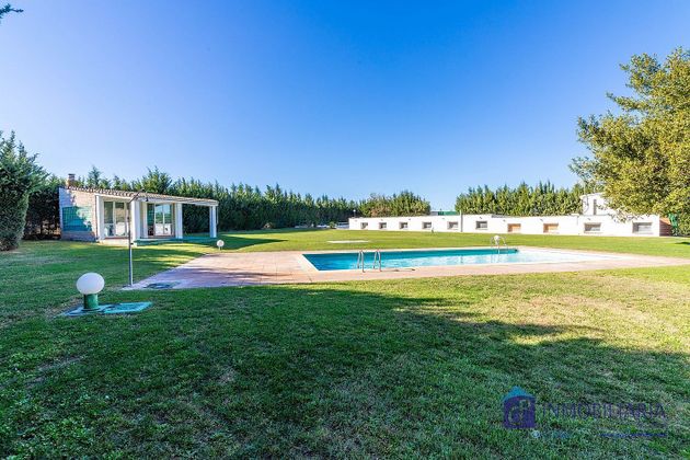 Foto 2 de Xalet en venda a Villarrapa - Garrapinillos de 3 habitacions amb terrassa i piscina