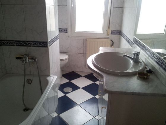 Foto 1 de Pis en venda a Montecerrao de 2 habitacions amb terrassa i calefacció