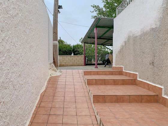 Foto 2 de Chalet en venta en Salillas de Jalón de 3 habitaciones con terraza y piscina