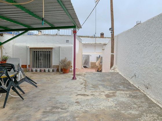 Foto 1 de Chalet en venta en Salillas de Jalón de 3 habitaciones con terraza y piscina