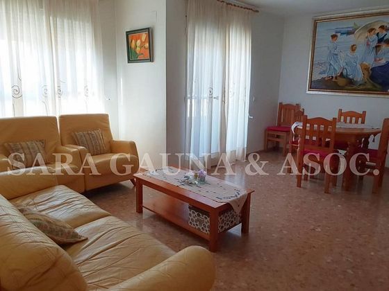 Foto 2 de Pis en venda a Playa Puerto de Sagunto de 3 habitacions amb garatge i mobles