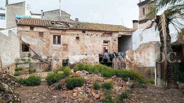 Foto 1 de Casa en venda a Petrés de 5 habitacions amb jardí