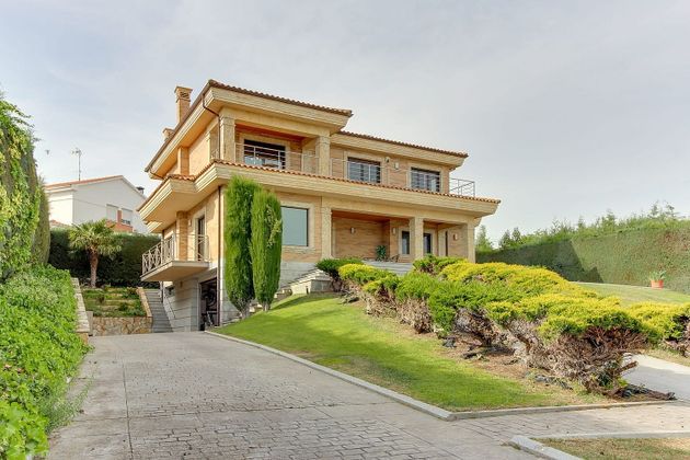 Foto 2 de Xalet en venda a Cabrerizos de 4 habitacions amb terrassa i piscina