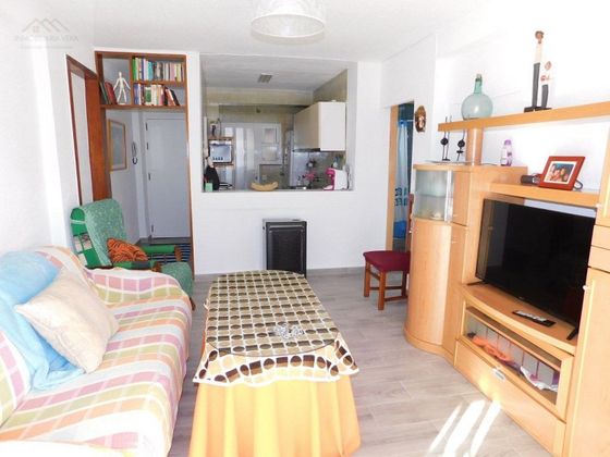 Foto 2 de Pis en venda a calle Mar Báltico de 2 habitacions amb garatge i balcó
