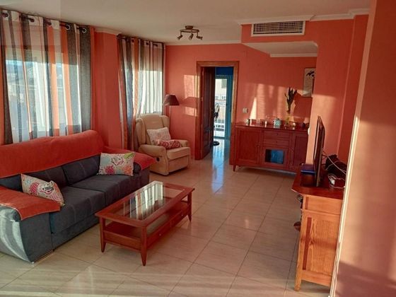 Foto 1 de Ático en alquiler en Puerto de Mazarrón de 3 habitaciones con garaje y muebles