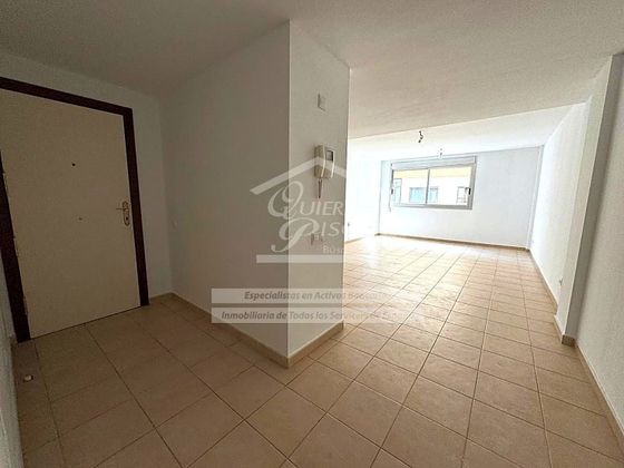 Foto 1 de Piso en alquiler en Arenales - Lugo - Avenida Marítima de 2 habitaciones con ascensor