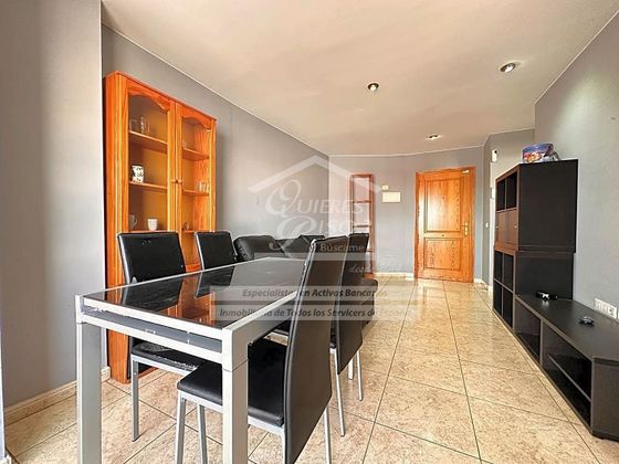 Foto 2 de Piso en venta en Vecindario-Los Llanos de 2 habitaciones con garaje y ascensor