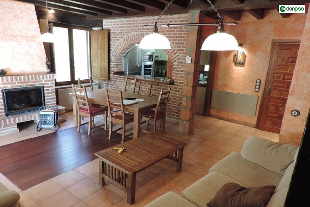 Foto 1 de Casa rural en venda a Huerta de 3 habitacions amb terrassa i piscina
