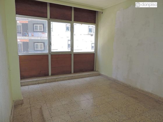 Foto 2 de Venta de piso en calle Rodríguez Fabres de 4 habitaciones con balcón y ascensor