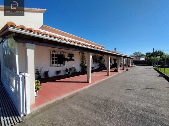 Foto 2 de Xalet en venda a Abegondo de 8 habitacions amb terrassa i garatge