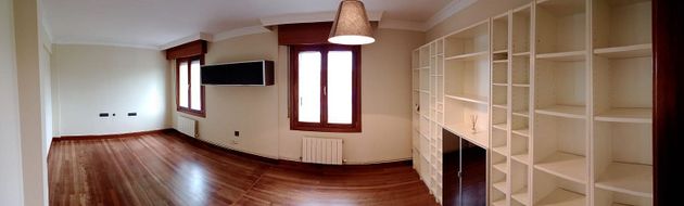 Foto 1 de Pis en venda a calle Simon Otxandategi Etorbidea de 2 habitacions amb calefacció