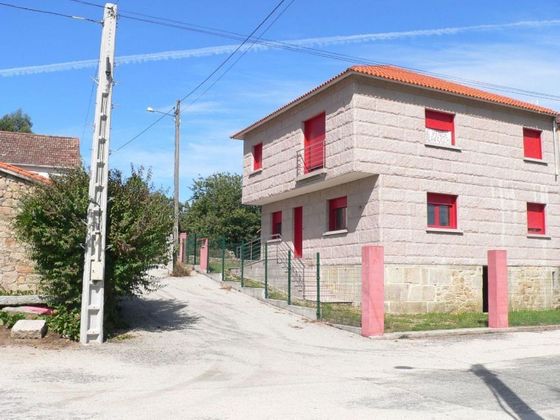 Foto 2 de Casa en venda a calle Portoromeu de 3 habitacions amb garatge i jardí