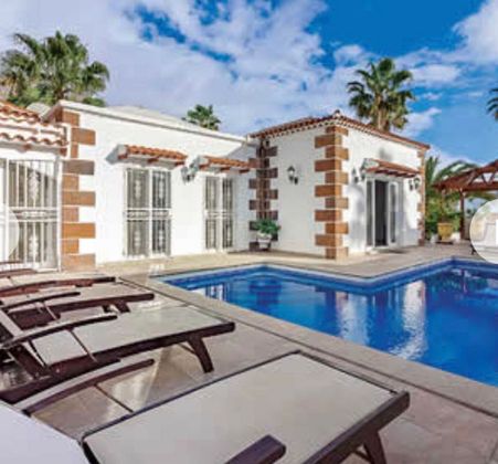 Foto 1 de Xalet en venda a Callao Salvaje - El Puertito - Iboybo de 4 habitacions amb terrassa i piscina