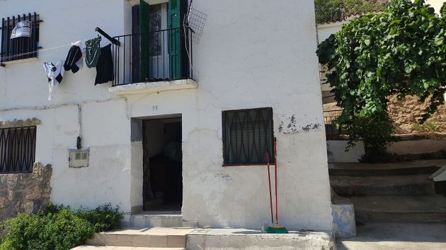 Foto 1 de Venta de casa en Cervera del Río Alhama de 2 habitaciones con piscina y balcón