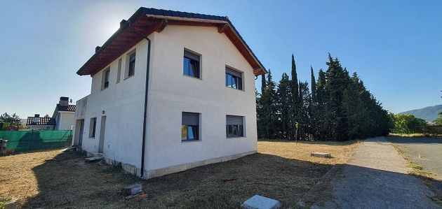Foto 2 de Xalet en venda a Lónguida/Longida de 3 habitacions amb terrassa i garatge
