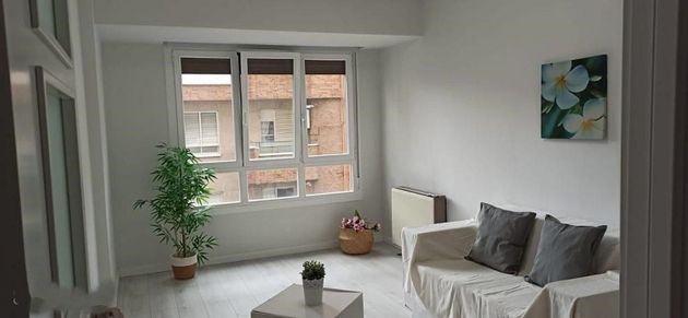 Foto 1 de Pis en venda a Miranda de Ebro de 3 habitacions amb terrassa i balcó