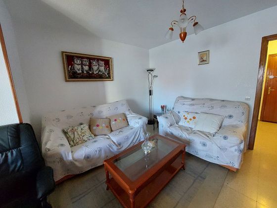 Foto 2 de Pis en venda a avenida Libertad de 3 habitacions amb terrassa i calefacció