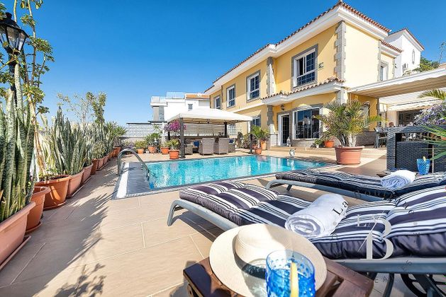Foto 1 de Xalet en venda a Arguineguín de 5 habitacions amb terrassa i piscina