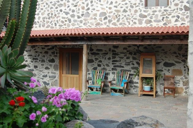 Foto 2 de Chalet en venta en Caserones - La Higuera de 2 habitaciones con terraza y jardín