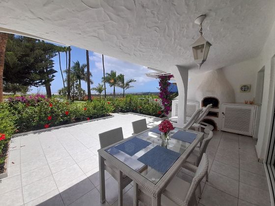 Foto 1 de Casa adosada en venta en Playa del Inglés de 2 habitaciones con terraza y piscina