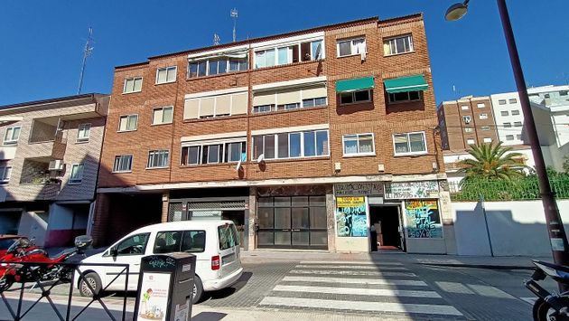 Foto 1 de Piso en venta en Centro - Azuqueca de Henares de 4 habitaciones con terraza y aire acondicionado